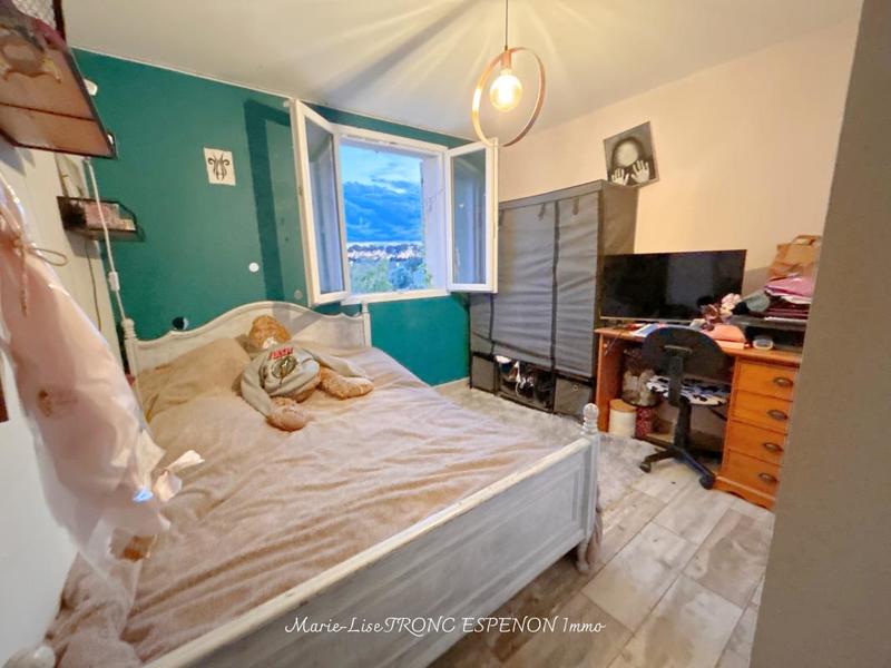 Villa - 96 m² - 6 pièces