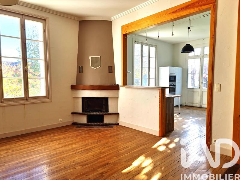 Maison de ville - 264 m² - 9 pièces