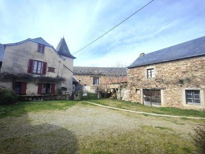 Corps de ferme - 140 m² - 6 pièces