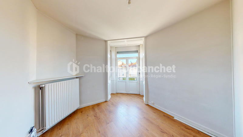 Appartement - 75 m² - 4 pièces