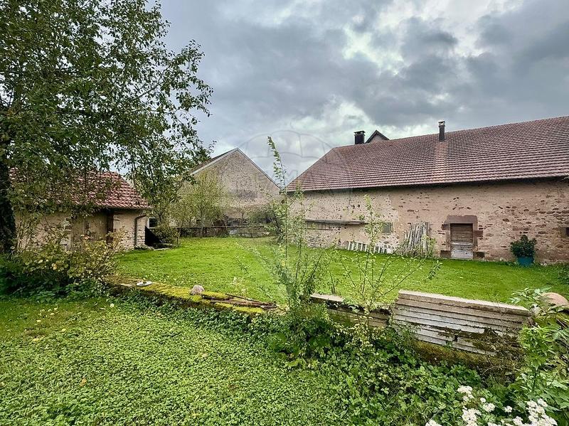 Maison - 180 m² - 8 pièces