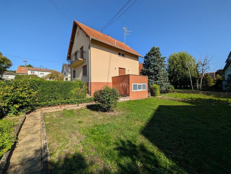 Maison - 122 m² - 6 pièces