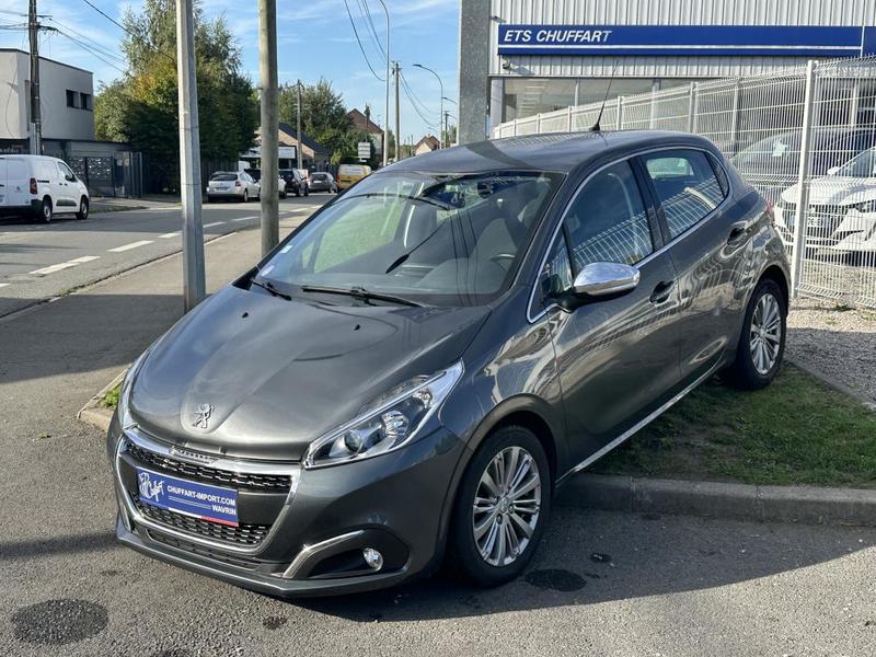 Peugeot 208 Allure 1.2 Essence 110cv Caméra de Recul, Apple CarPlay