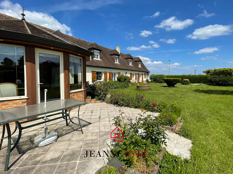 Maison - 210 m² - 8 pièces