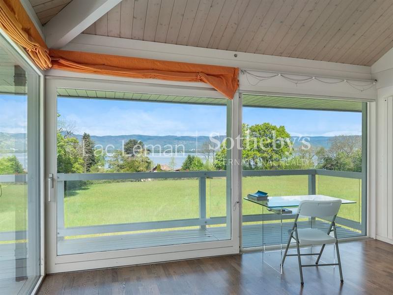 Maison - 257 m² - 6 pièces