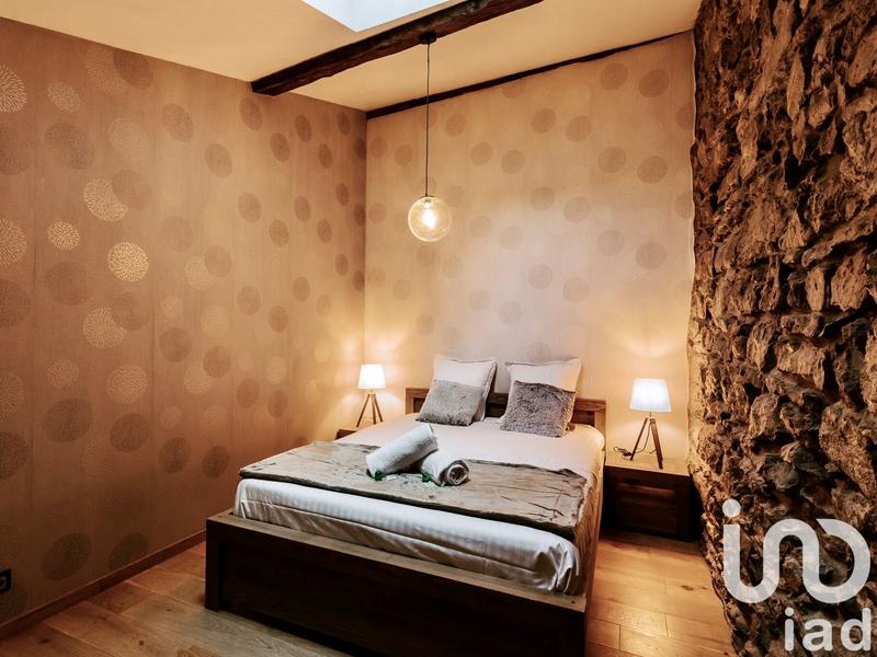 Appartement - 90 m² - 4 pièces