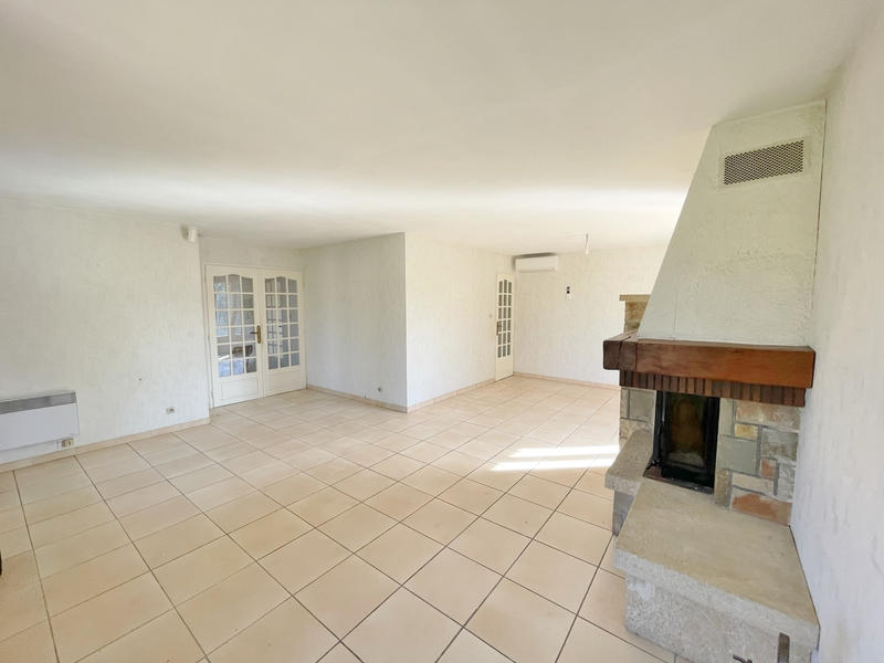 Villa - 137 m² - 7 pièces