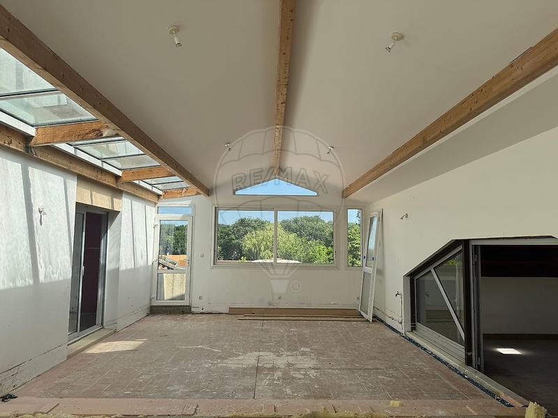 Appartement - 111 m² - 4 pièces