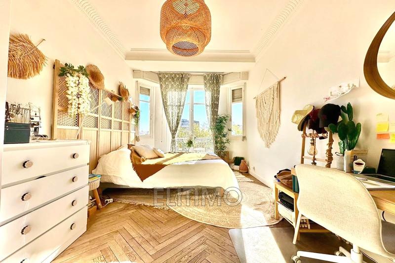 Appartement - 102 m² - 4 pièces