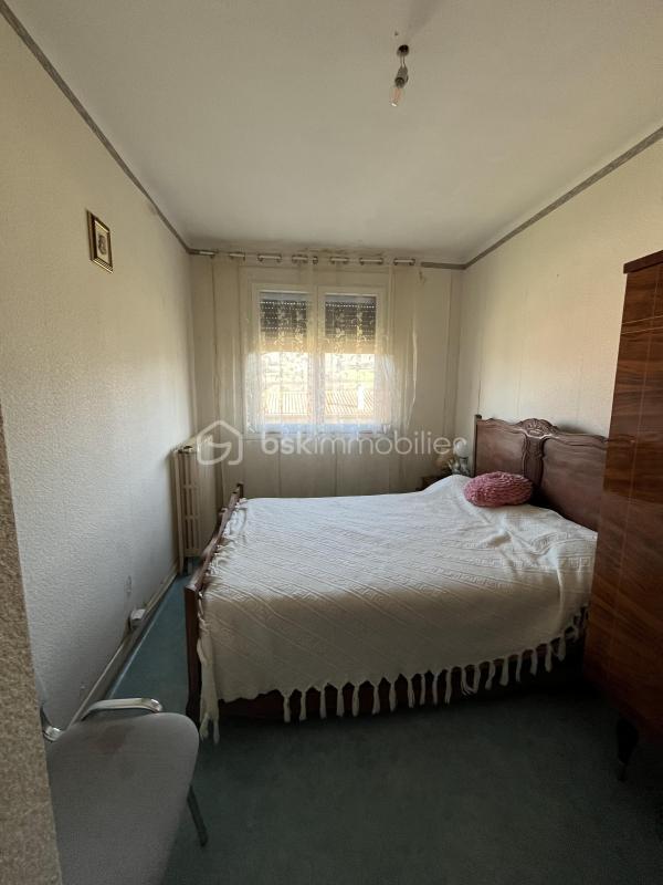 Maison - 218 m² - 10 pièces