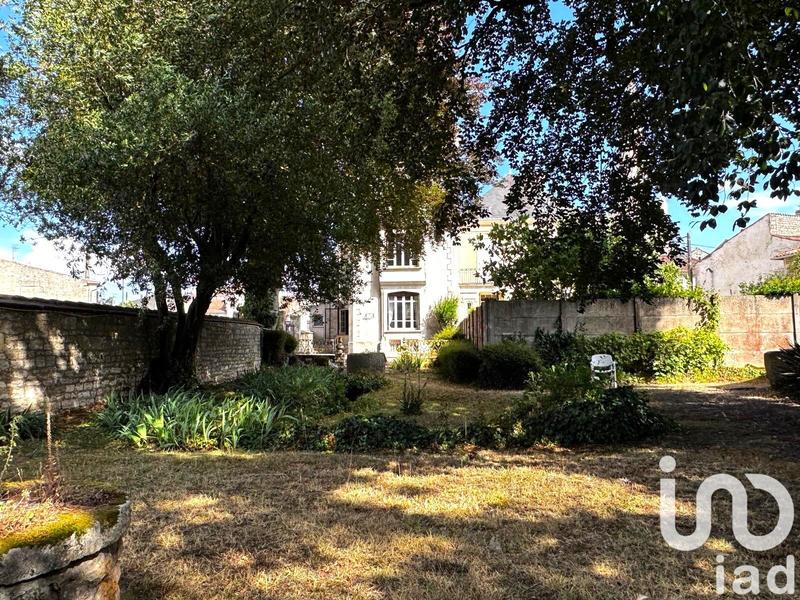 Maison - 186 m² - 7 pièces