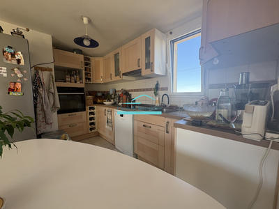 Appartement - 64 m² - 4 pièces