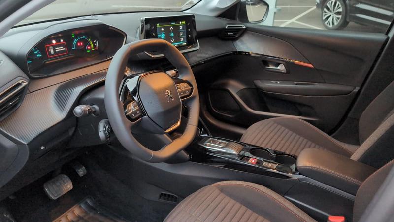 Peugeot E-208 136 50 kWh Like - Automatique
