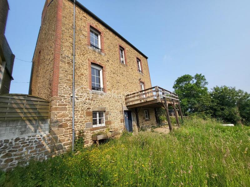 Maison ancienne - 215 m² - 7 pièces