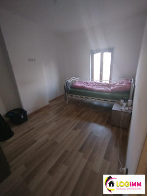 Maison - 85 m² - 5 pièces