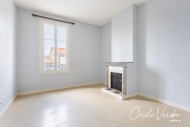 Maison bourgeoise - 200 m² - 8 pièces