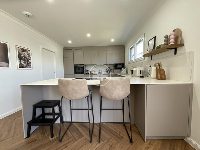 Maison - 187 m² - 5 pièces