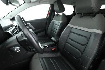 Citroën C4 1.5 Blue-HDi Shine Bv6 110 ch