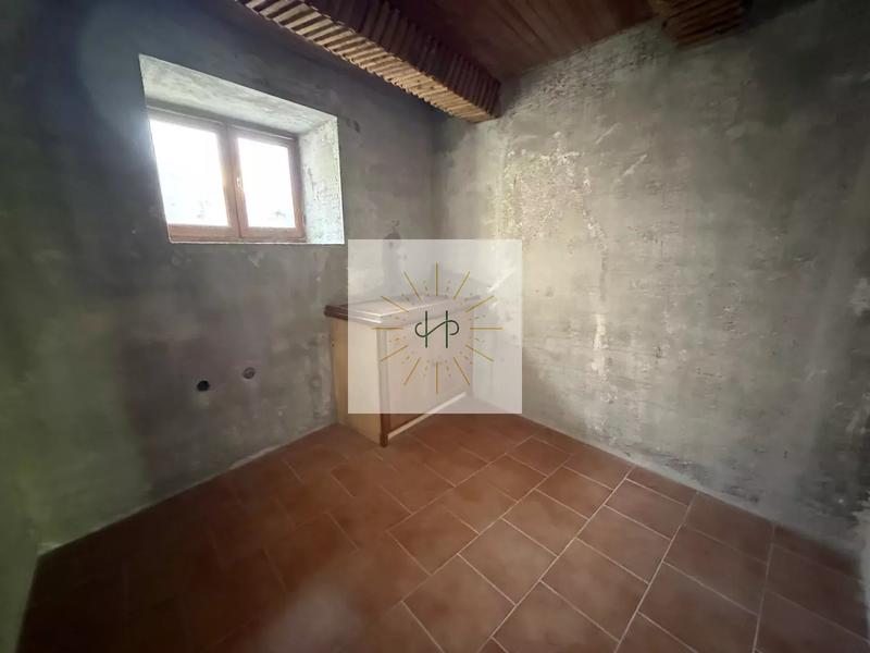 Maison de ville - 98 m² - 8 pièces