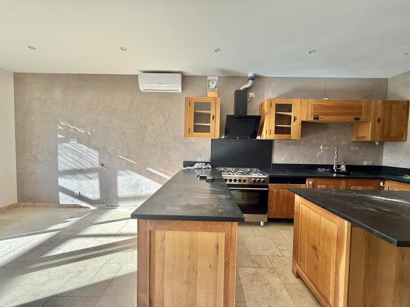 Villa - 157 m² - 6 pièces