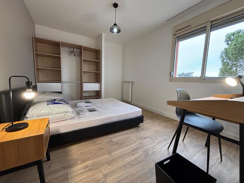 Appartement - 115 m² - 6 pièces