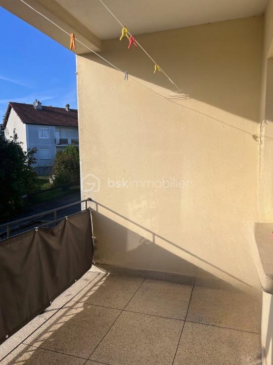 Appartement - 100 m² - 4 pièces
