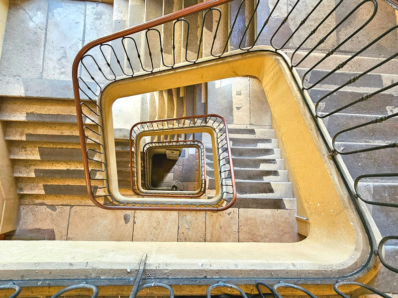 Appartement - 287 m² - 9 pièces