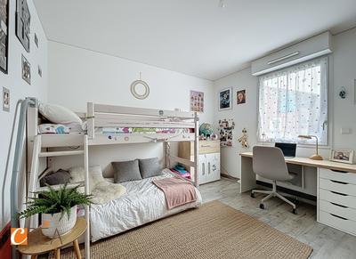 Maison - 95 m² - 5 pièces