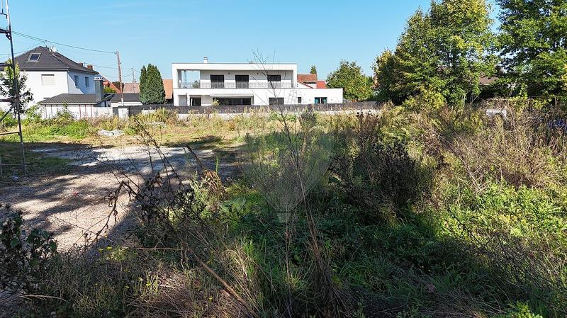 Terrain constructible - 278 m²