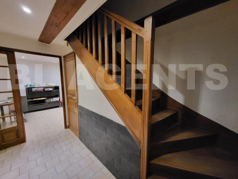 Maison traditionnelle - 91 m² - 5 pièces