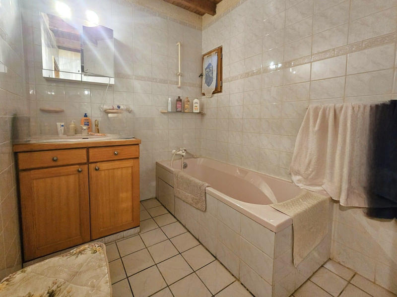 Maison - 400 m² - 18 pièces