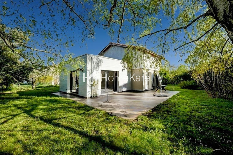 Maison - 160 m² - 5 pièces