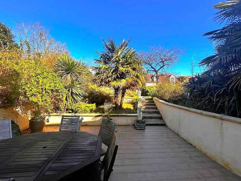 Maison - 121 m² - 6 pièces