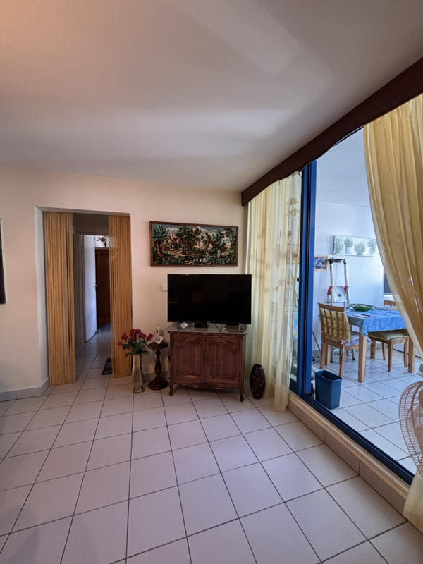 Appartement - 75 m² - 3 pièces