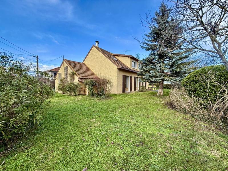 Maison - 160 m² - 7 pièces