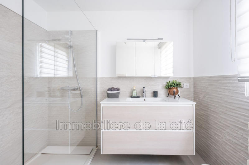 Maison - 185 m² - 6 pièces