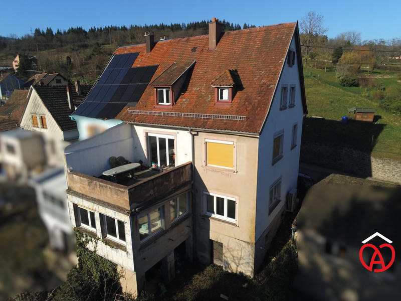 Maison - 161 m² - 8 pièces