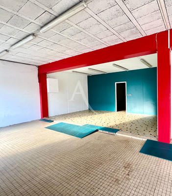 Local commercial - 86 m²