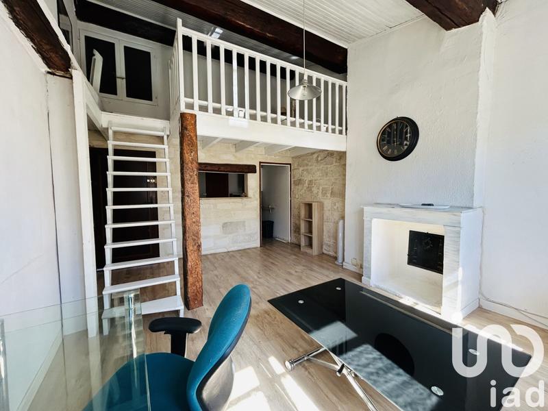 Studio - 30 m² - 1 pièce