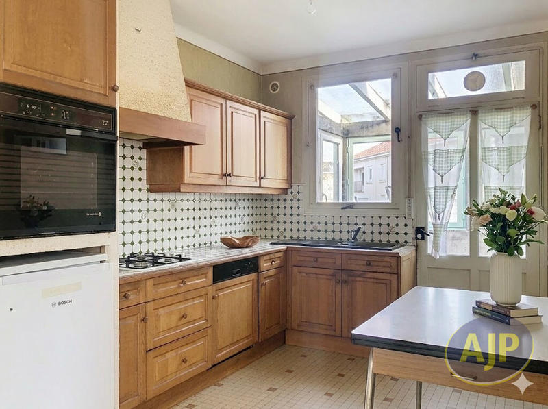 Maison - 80 m² - 4 pièces