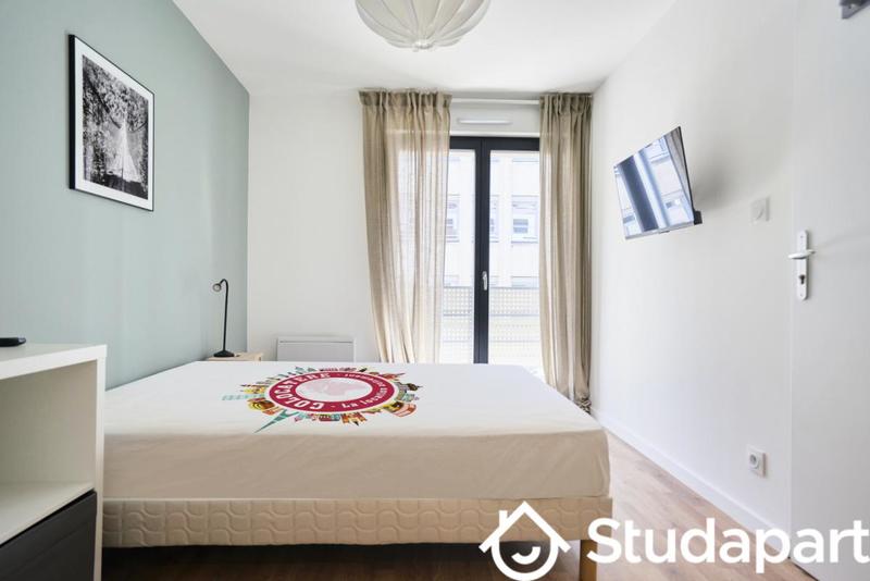 Chambre - 13 m² - 1 pièce