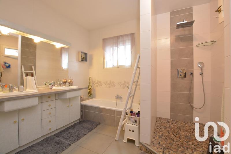 Maison - 142 m² - 5 pièces