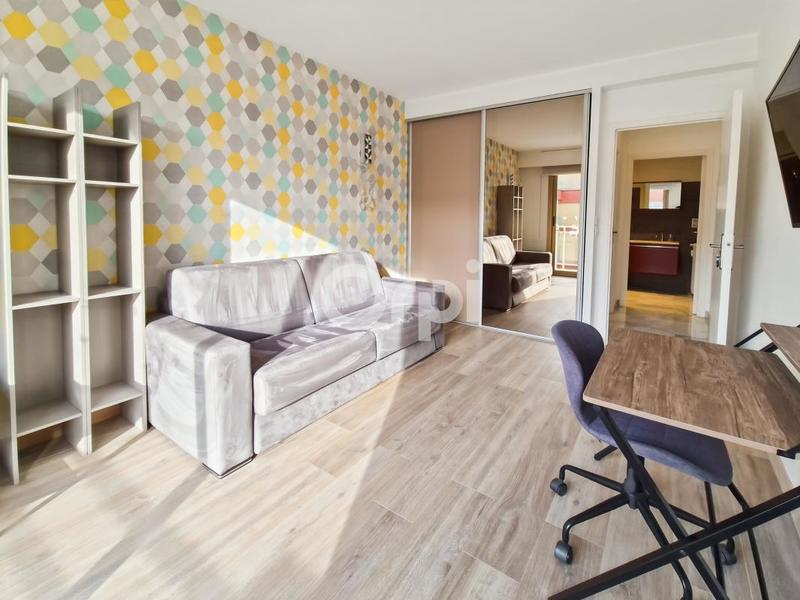 Appartement - 77 m² - 3 pièces