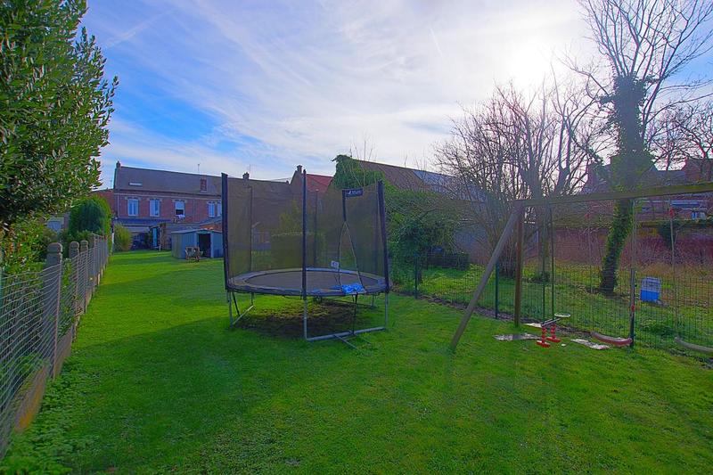 Maison - 159 m² - 7 pièces