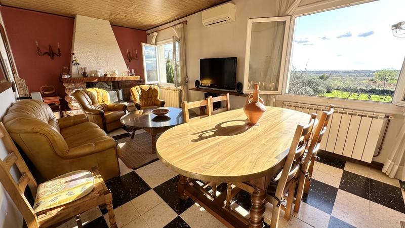 Maison - 204 m² - 5 pièces