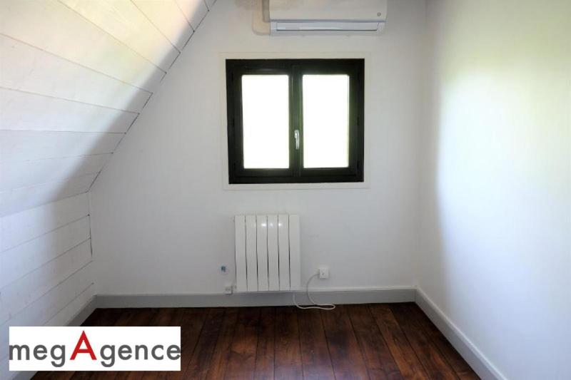 Maison traditionnelle - 168 m² - 8 pièces