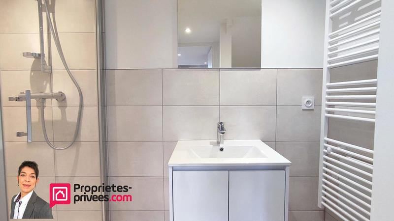 Immeuble - 250 m² - 11 pièces