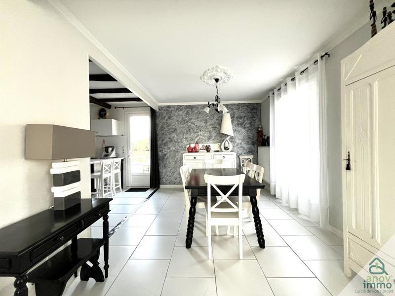Maison - 104 m² - 5 pièces