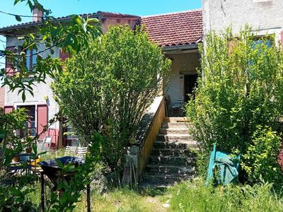 Maison - 104 m² - 6 pièces