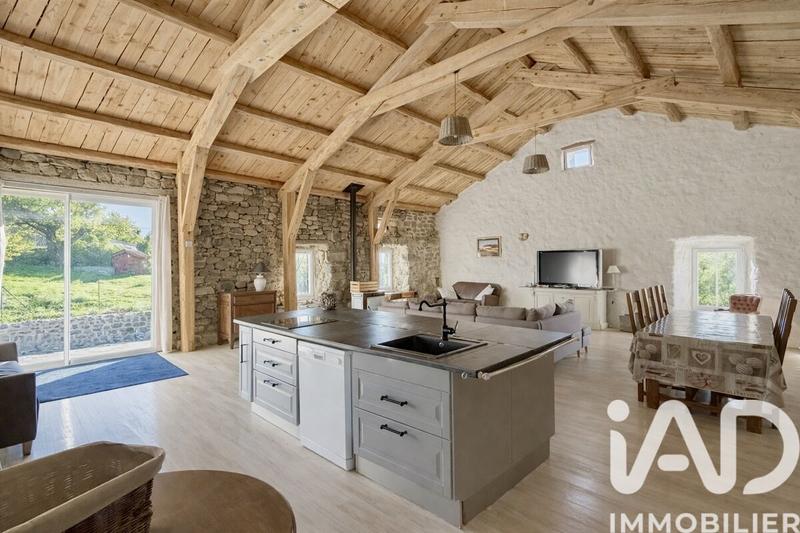 Maison de village - 130 m² - 3 pièces